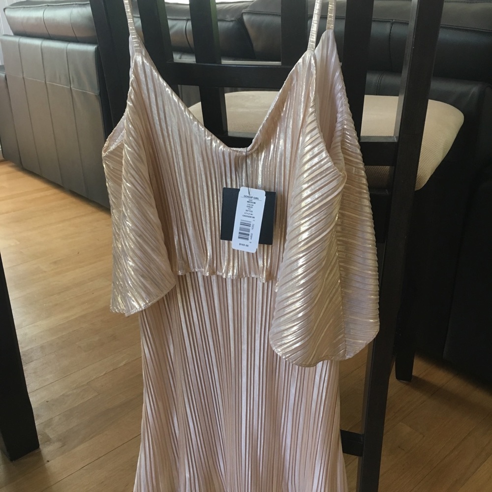 New dress with tags size Medium